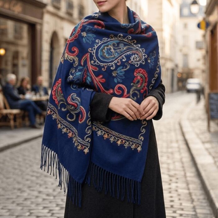 Bufanda Chal Bordado Azul Marino  Con Detalles Para Mujer - Imagen 2