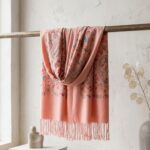 Bufanda Chal Bordado Rosado Claro Con Detalles Para Mujer