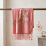 Bufanda Chal Bordado Rosado Con Detalles Para Mujer