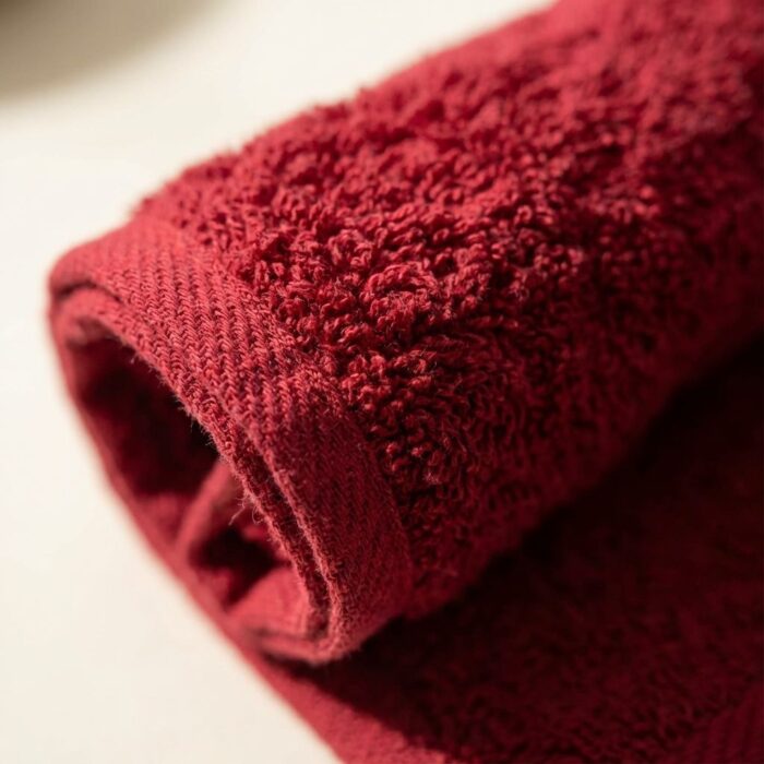 Toalla de Mano Color Rojo 100% Algodón - Imagen 2
