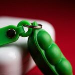 Pack  5 Llaveros de Guisantes Verdes  Antiestrés - Imagen 4