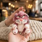 Llavero Peluche de Lucifer Morado Perfumado - Imagen 4