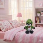 Peluche de Perro con Capucha de Cocodrilo