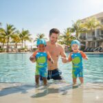 Ropa de Baño para Niño UV Dinosaurio Sonrisa y Nubes - Imagen 3