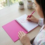 Cuaderno con Separador Gatita Fucsia Cuadriculado - Imagen 2