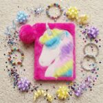Libreta de Peluche Unicornio Fucsia Rayado