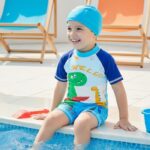 Ropa de Baño para Niño UV Dinosaurio Verde en Tabla de Surf - Imagen 4