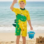 Ropa de Baño para Niño UV Amarillo con Dinosaurio Verde Cuello Largo - Imagen 4