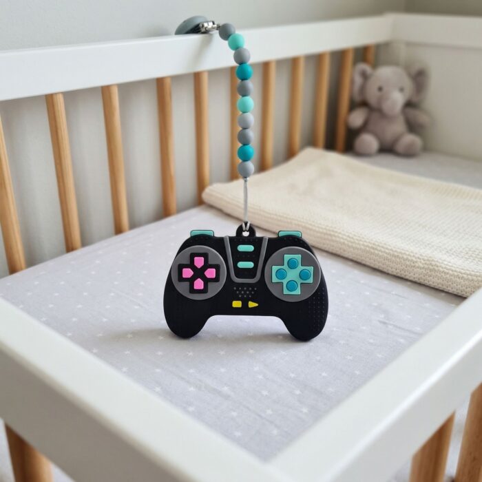 Mordedor para Bebe forma de Mando Negro - Imagen 2